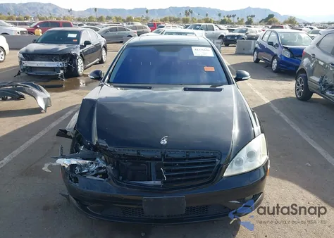 2007 Mercedes-Benz S-Class 5.5L V8 z USA, uszkodzony, nr VIN WDDNG71X67A075978